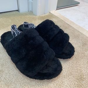Black Ugg Slippers